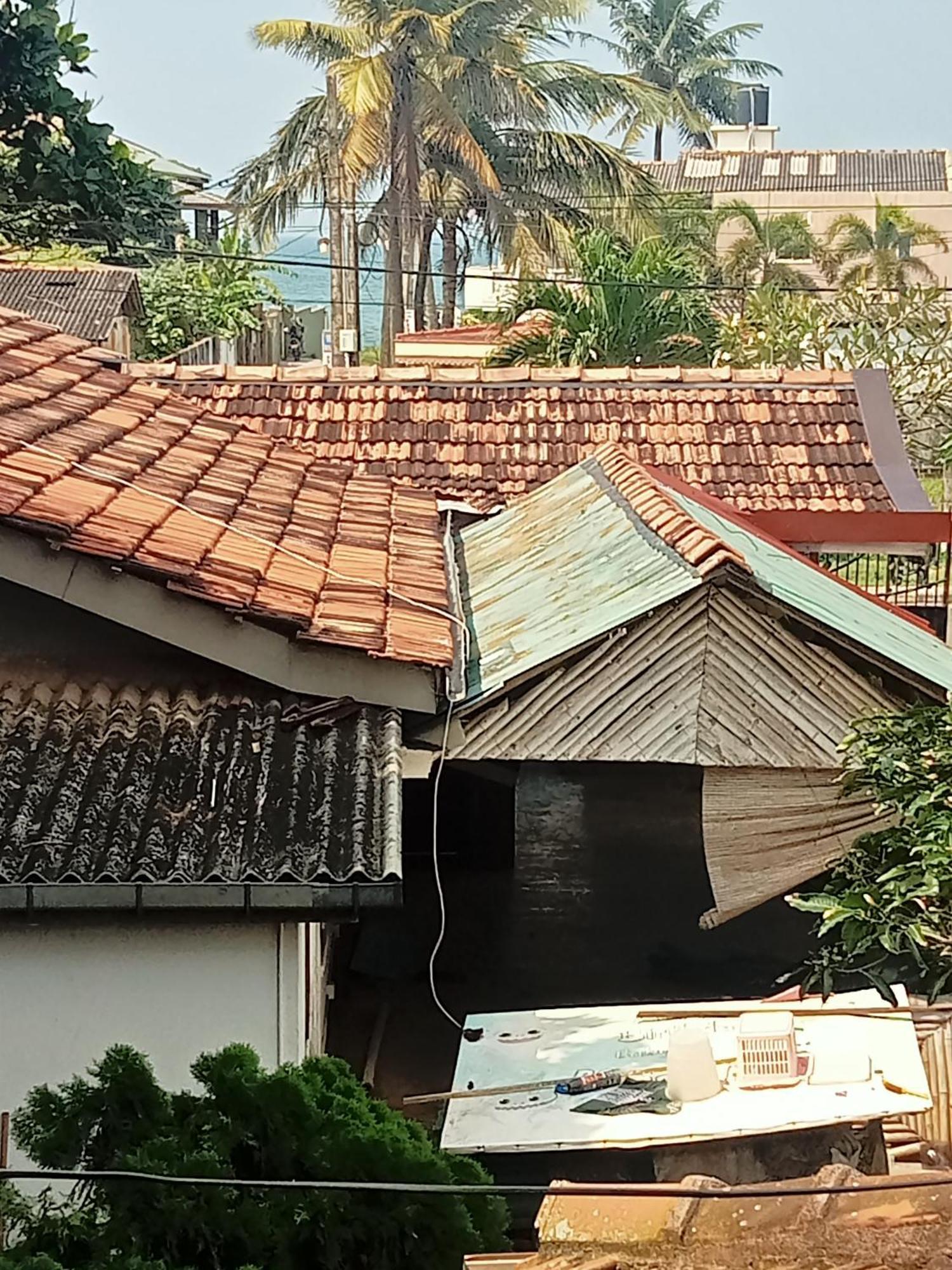 Oviniru Beach Hotel Negombo Eksteriør bilde
